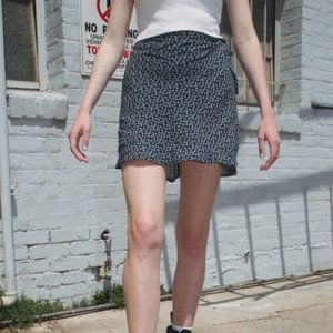 Brandy Melville BRAND NEW  Genevieve skirt W/ TAG